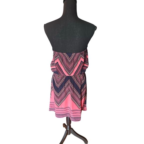 Express Strapless Summer Dress | Y2K Chevron Design - Picture 3 of 5